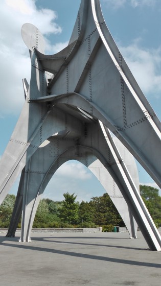 Alexander Calder's Man, Three Disks (L’Homme) at Parc Jean Drapeau on Île Sainte-Hélène