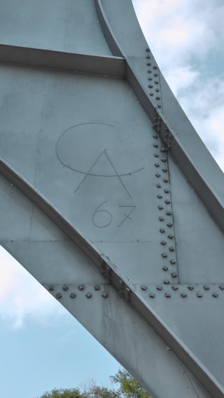 Alexander Calder's Man, Three Disks (L’Homme) at Parc Jean Drapeau on Île Sainte-Hélène