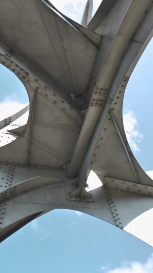 Alexander Calder's Man, Three Disks (L’Homme) at Parc Jean Drapeau on Île Sainte-Hélène
