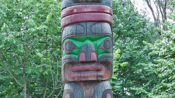 Kwakiutl Totem by Tony and Henry Hunt