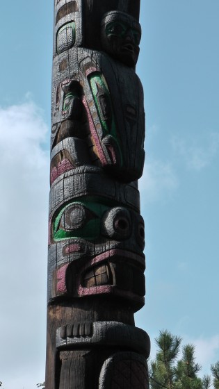 Kwakiutl Totem by Tony and Henry Hunt