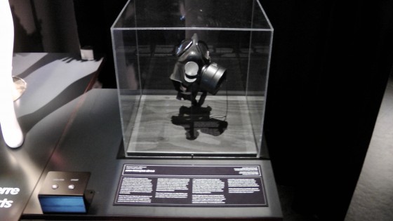 Signed gas mask used by Jean-François Lépine.