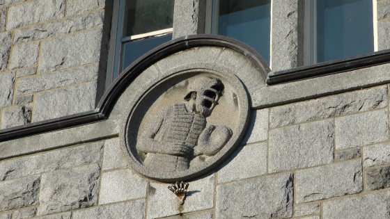 Baseball player bas-relief above an entrance to the Centre Culturel Calixa-Lavallée