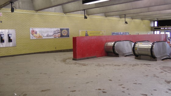 Inside the northern entrance of Métro Joliette. Inside the northern entrance of Métro Joliette.