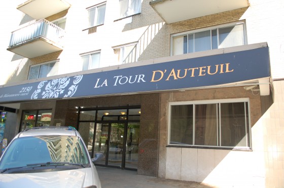 La Tour D'Auteuil on de Maisonneuve W La Tour D'Auteuil on de Maisonneuve W