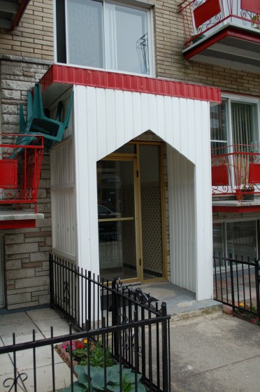 Corrugated Aluminum to protect you from the rain Corrugated Aluminum to protect you from the rain
